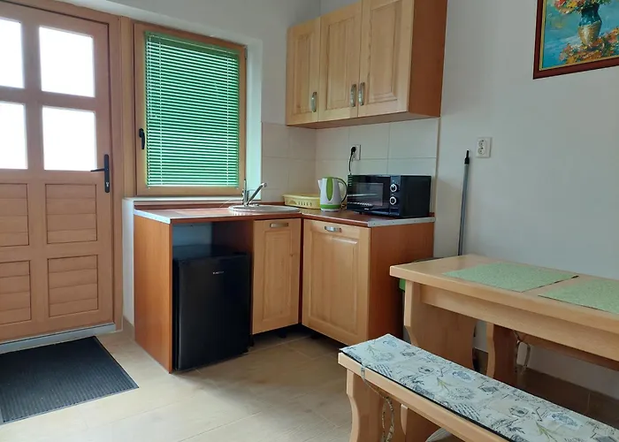 Gyepszel Panzio 3* טוקאי